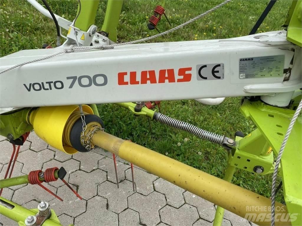CLAAS VOLTO 700 مكابس وميبسات التبن