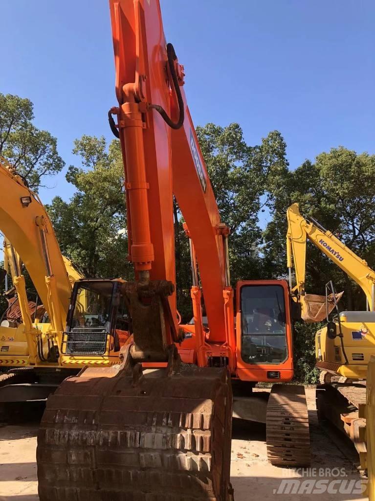Doosan 225 LC حفارات زحافة