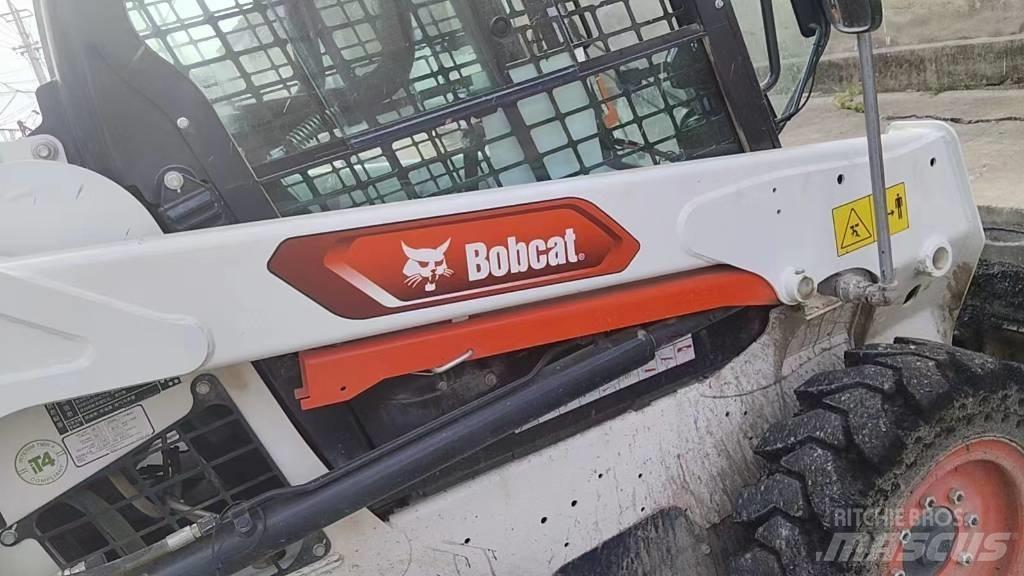 Bobcat S 510 لوادر انزلاقية التوجيه