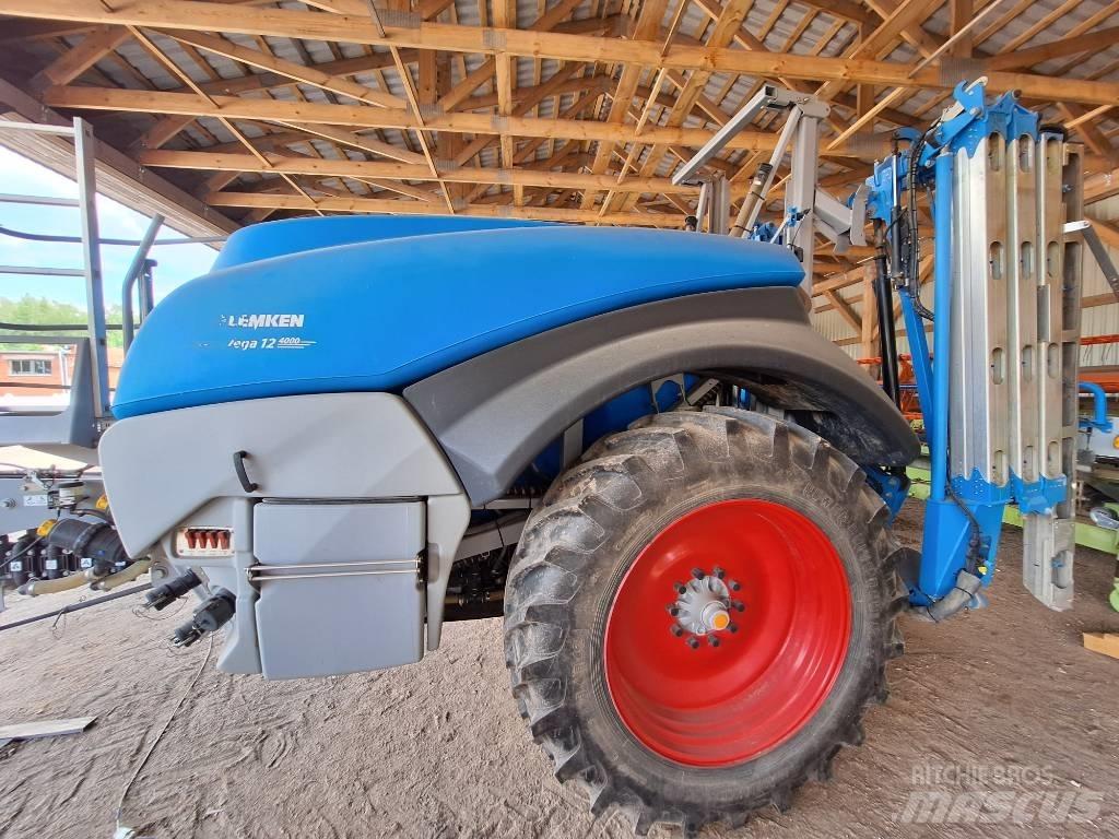 Lemken Vega 12/4000 الرشاشات