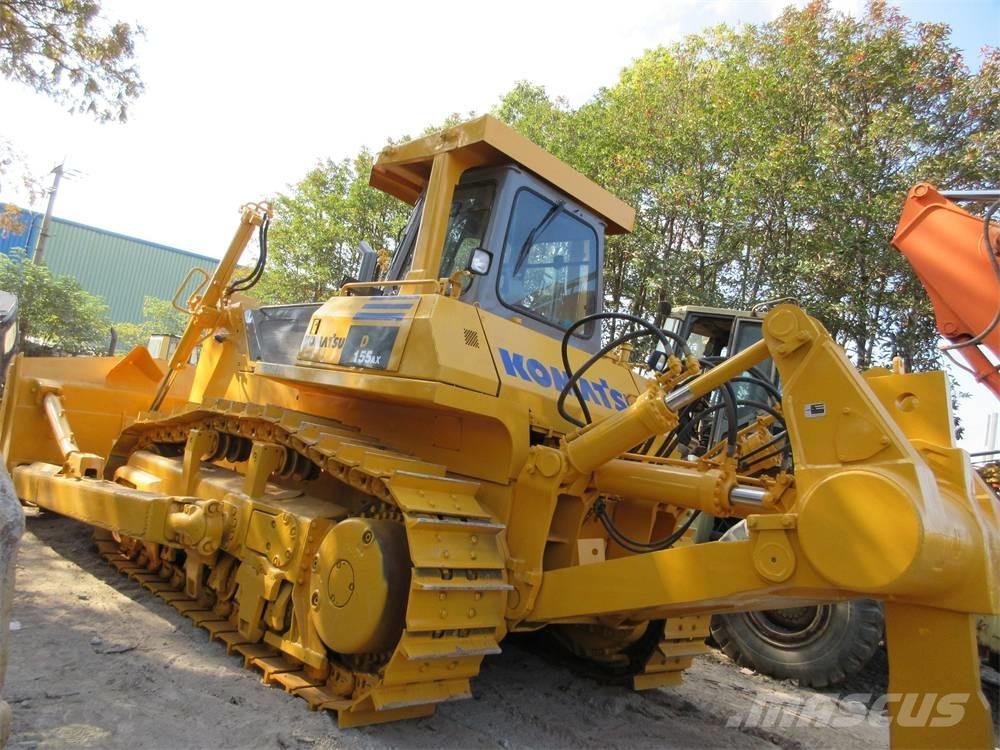 Komatsu D 155 A-1 بلدوزرات مجنزرة