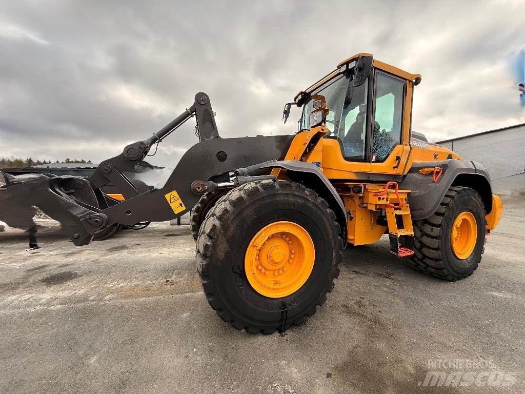 Volvo L 110 H لوادر بعجل
