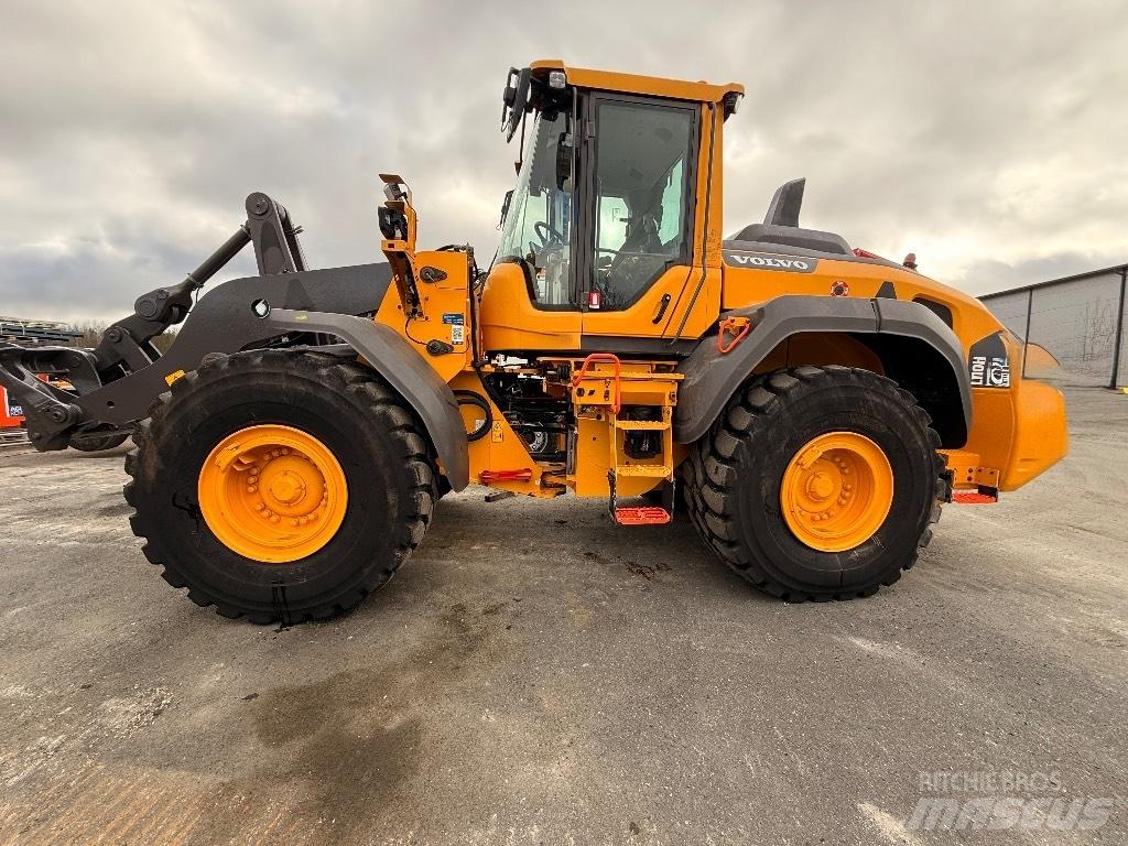 Volvo L 110 H لوادر بعجل