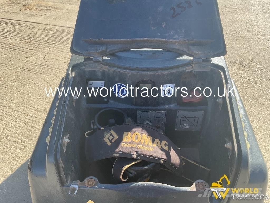 Bomag BMP 8500 دكاكات أفقية