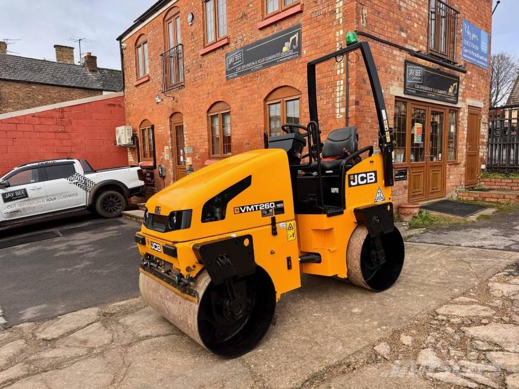JCB VMT260-120 مداحل ثنائية الاسطوانة