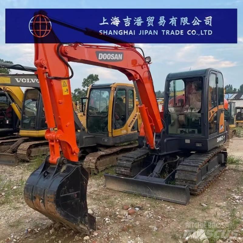 Doosan DH 60 حفارات صغيرة أقل من 7 طن (حفارات صغيرة)