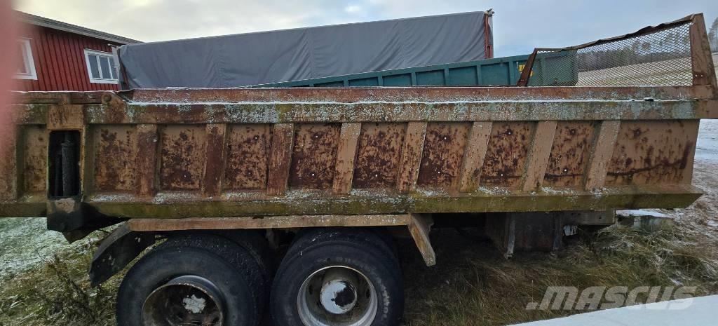 RKP Omavalmiste مقطورات قلابة