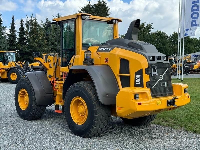 Volvo L 90 H لوادر بعجل