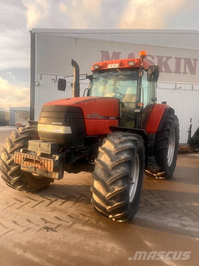 Case IH MX 135 الجرارات