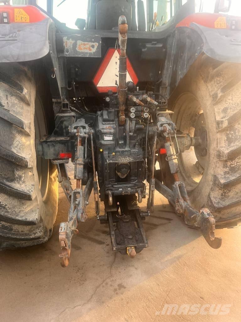 Case IH MX 135 الجرارات