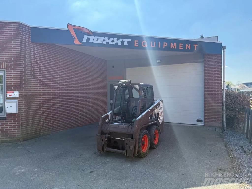 Bobcat S100 لوادر انزلاقية التوجيه