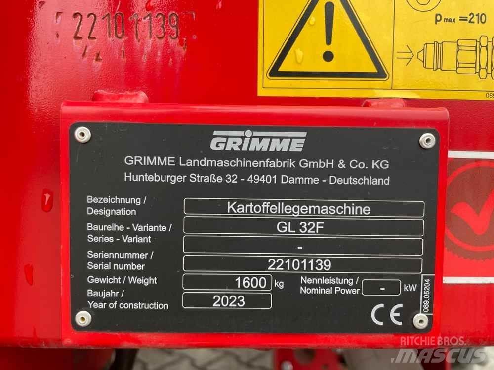 Grimme GL 32 F معدات زراعة البطاطس