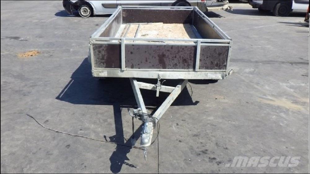 TRIGANO B05256 مقطورات خفيفة