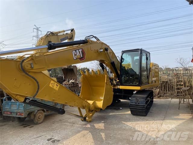 CAT 320 GC حفارات زحافة