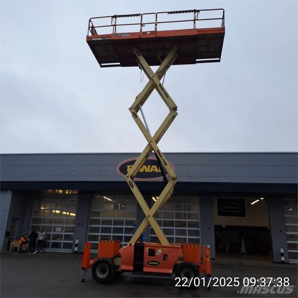 JLG 3394RT رافعات مقصية الشكل