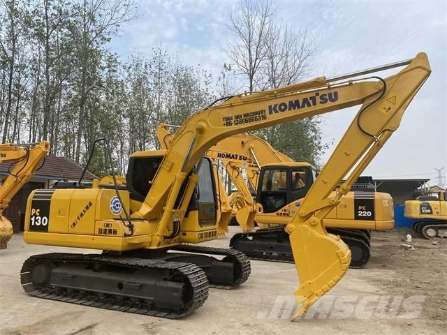 Komatsu PC130 حفارات زحافة