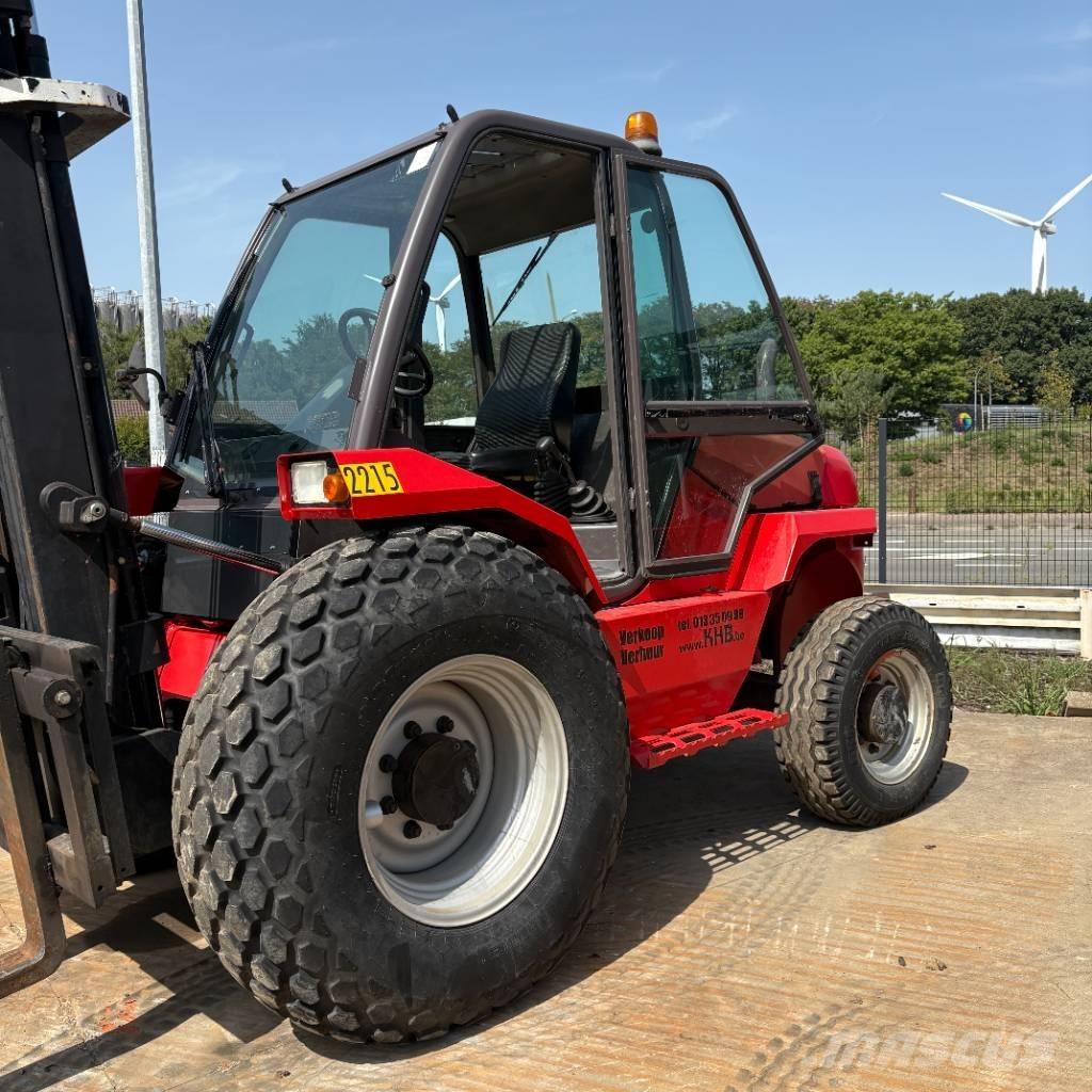 Manitou M 30.4 شاحنات الطرق الوعرة