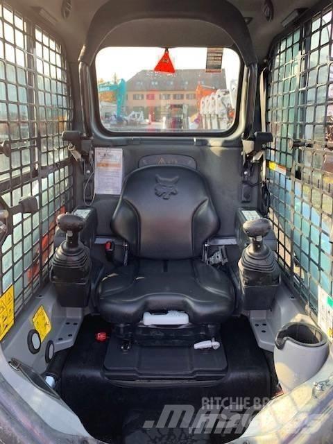 Bobcat S 450 لوادر انزلاقية التوجيه