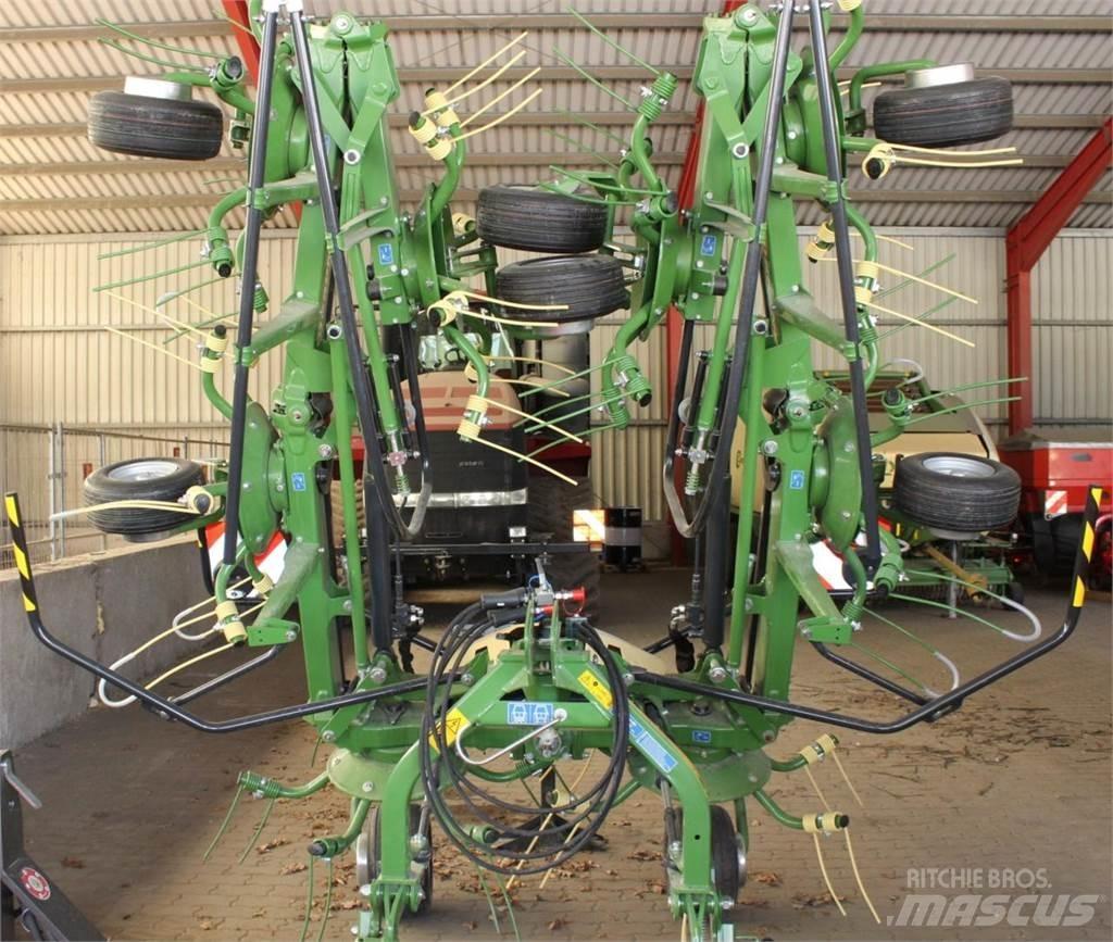 Krone Vendro 900 مكابس وميبسات التبن