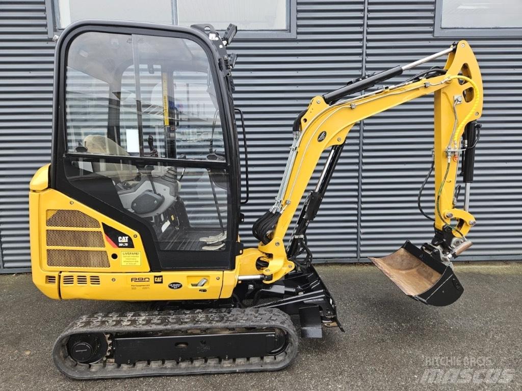 CAT 301.7 D حفارات صغيرة أقل من 7 طن (حفارات صغيرة)