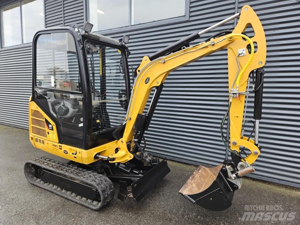 CAT 301.7 D حفارات صغيرة أقل من 7 طن (حفارات صغيرة)