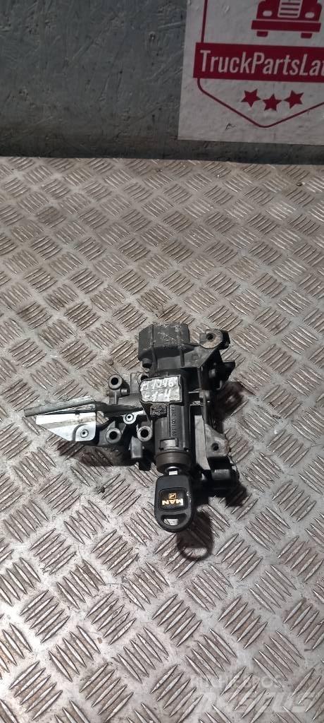 MAN TGX   7360051146 كابينة والداخلية