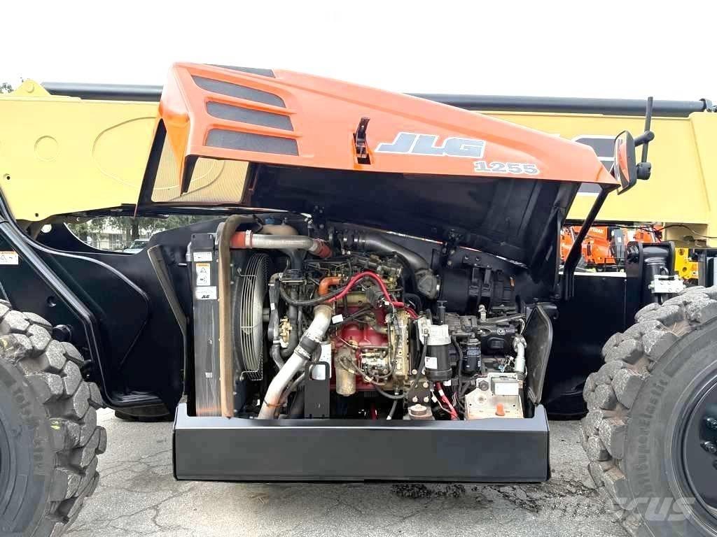 JLG 1255 مناولات متداخلة