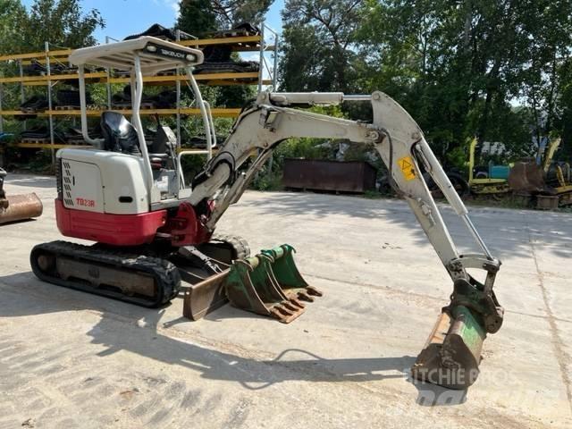 Takeuchi TB23R حفارات صغيرة أقل من 7 طن (حفارات صغيرة)