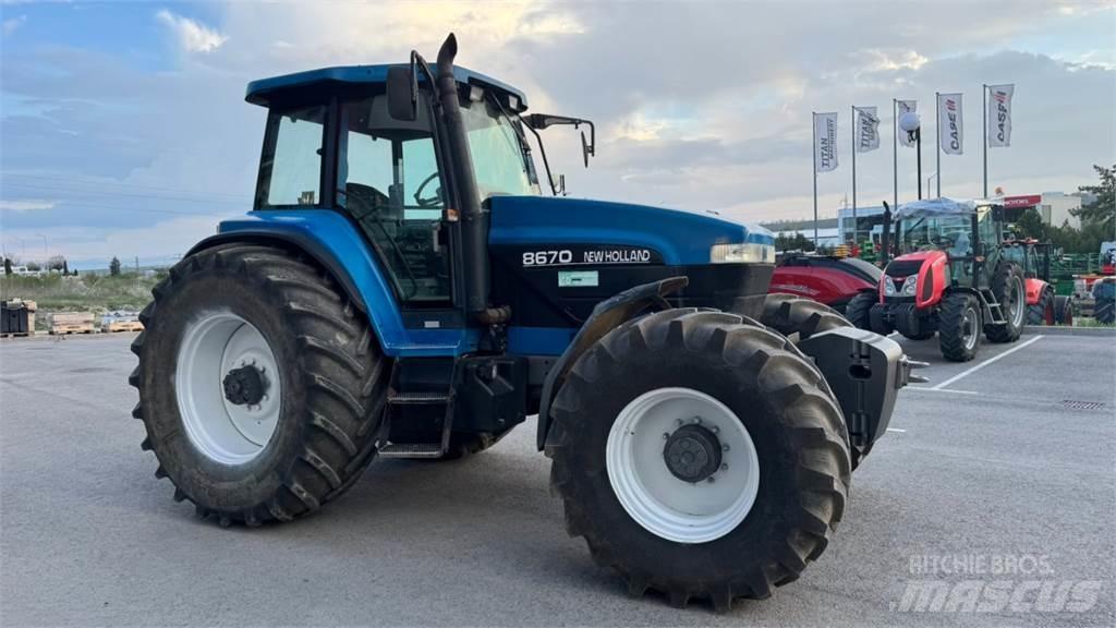 New Holland 8670 الجرارات