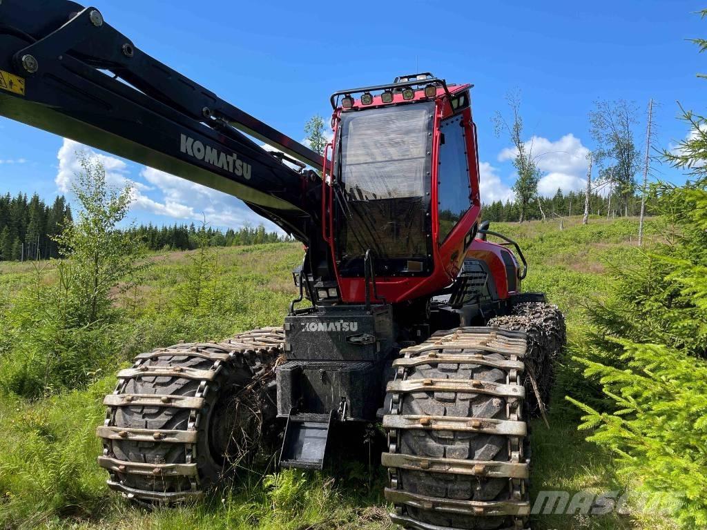 Komatsu 931 XC حصادات