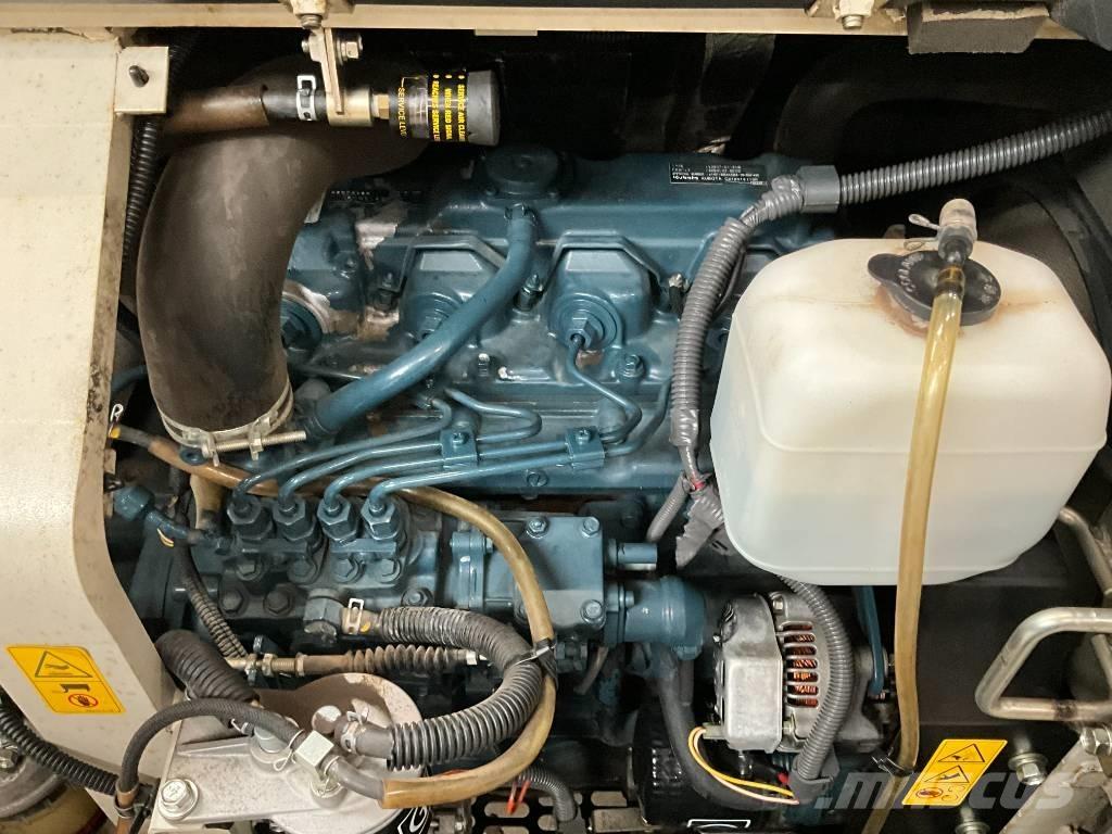 Kubota U 55-4 حفارات صغيرة أقل من 7 طن (حفارات صغيرة)