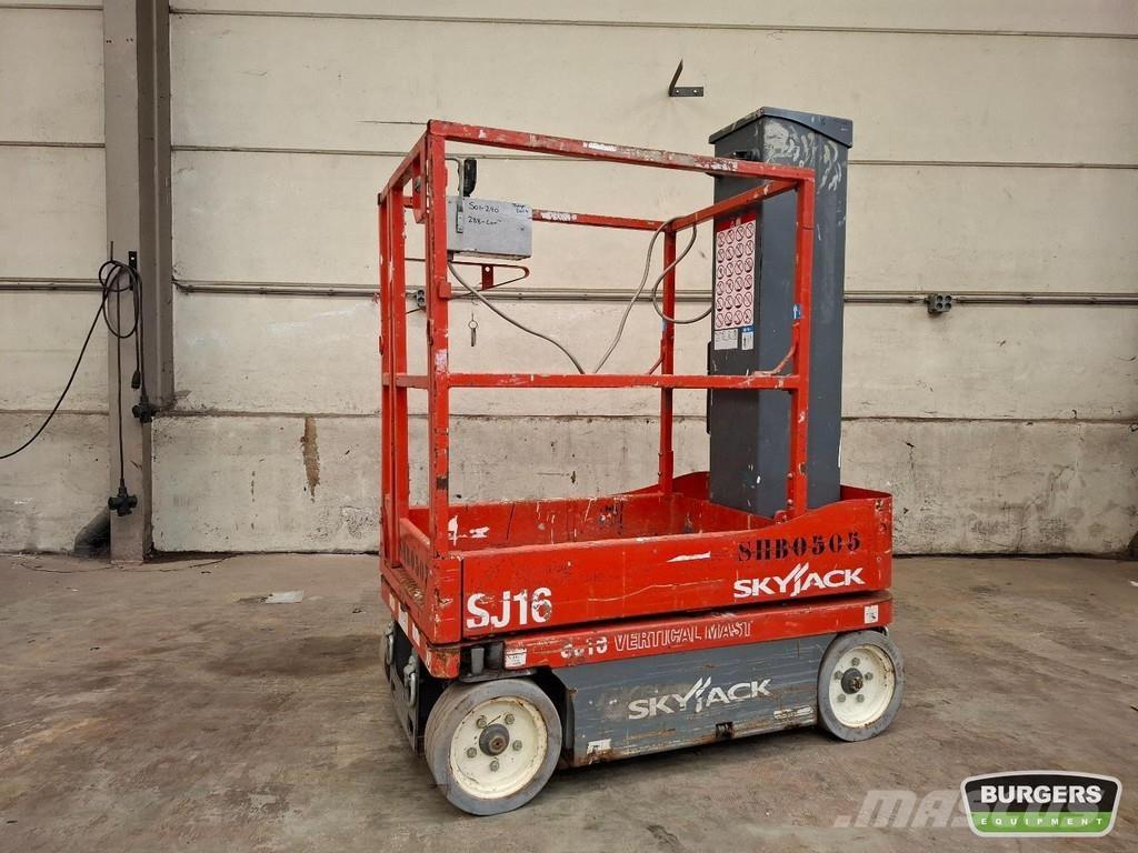 SkyJack SJ16 رافعات ومنصات أخرى