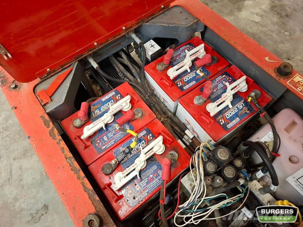 SkyJack SJ16 رافعات ومنصات أخرى