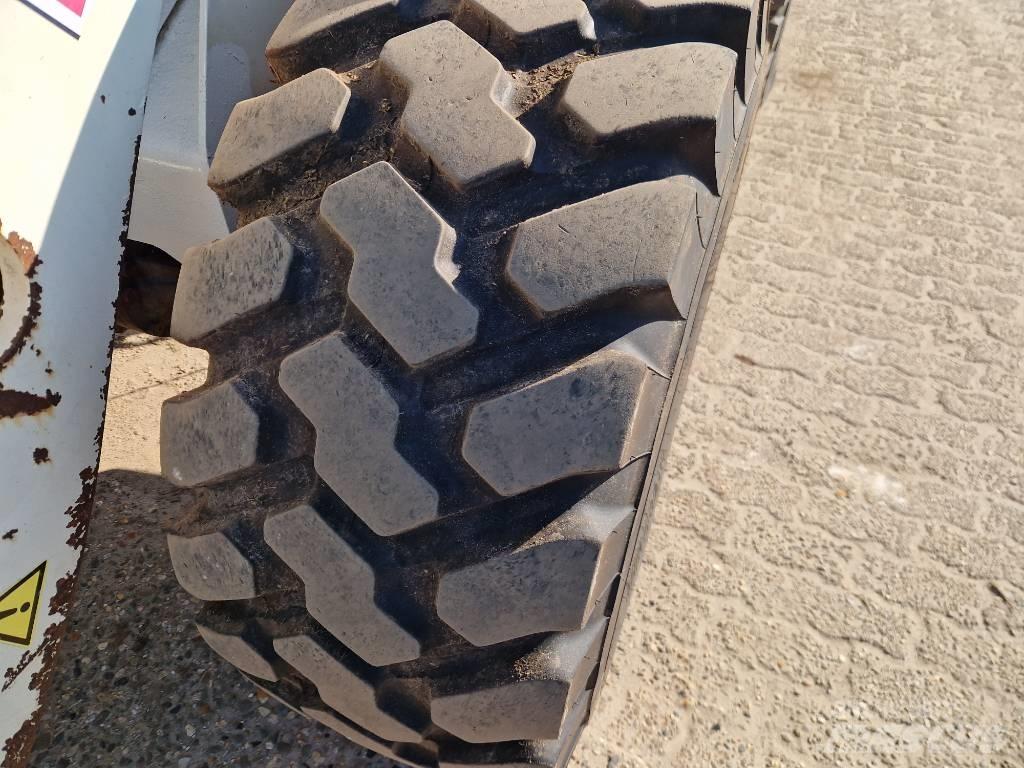 Terex TL 100 لوادر بعجل