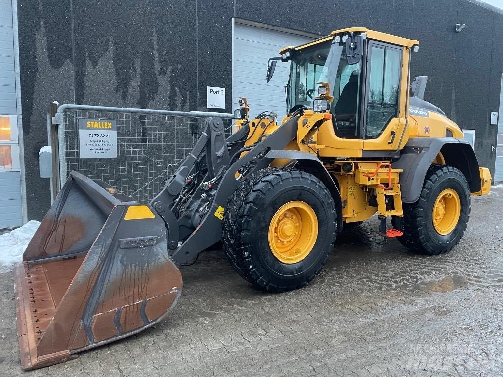 Volvo L60H لوادر بعجل