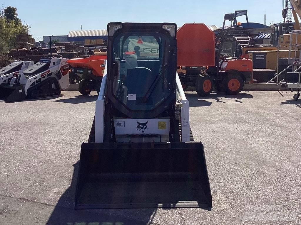 Bobcat T 450 لوادر انزلاقية التوجيه