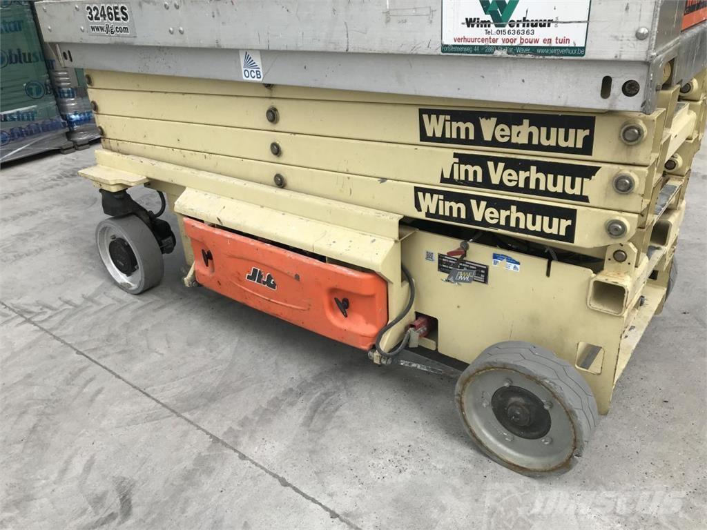 JLG 3246ES (1240) رافعات مقصية الشكل