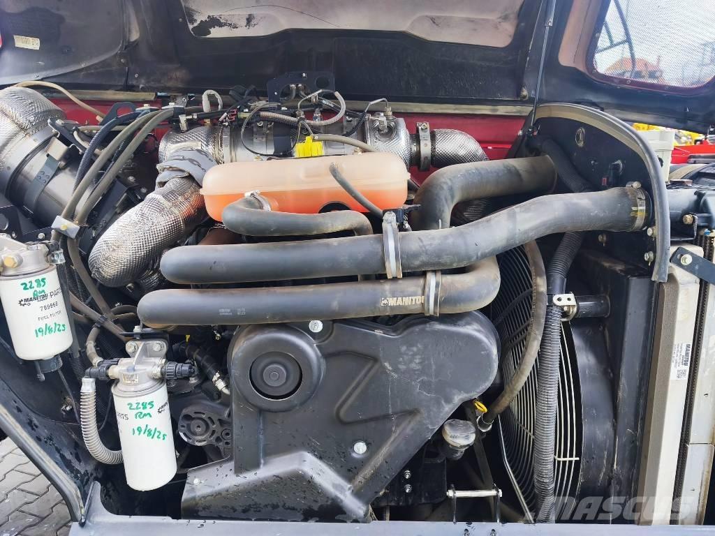 Manitou MT 1440 مناولات متداخلة