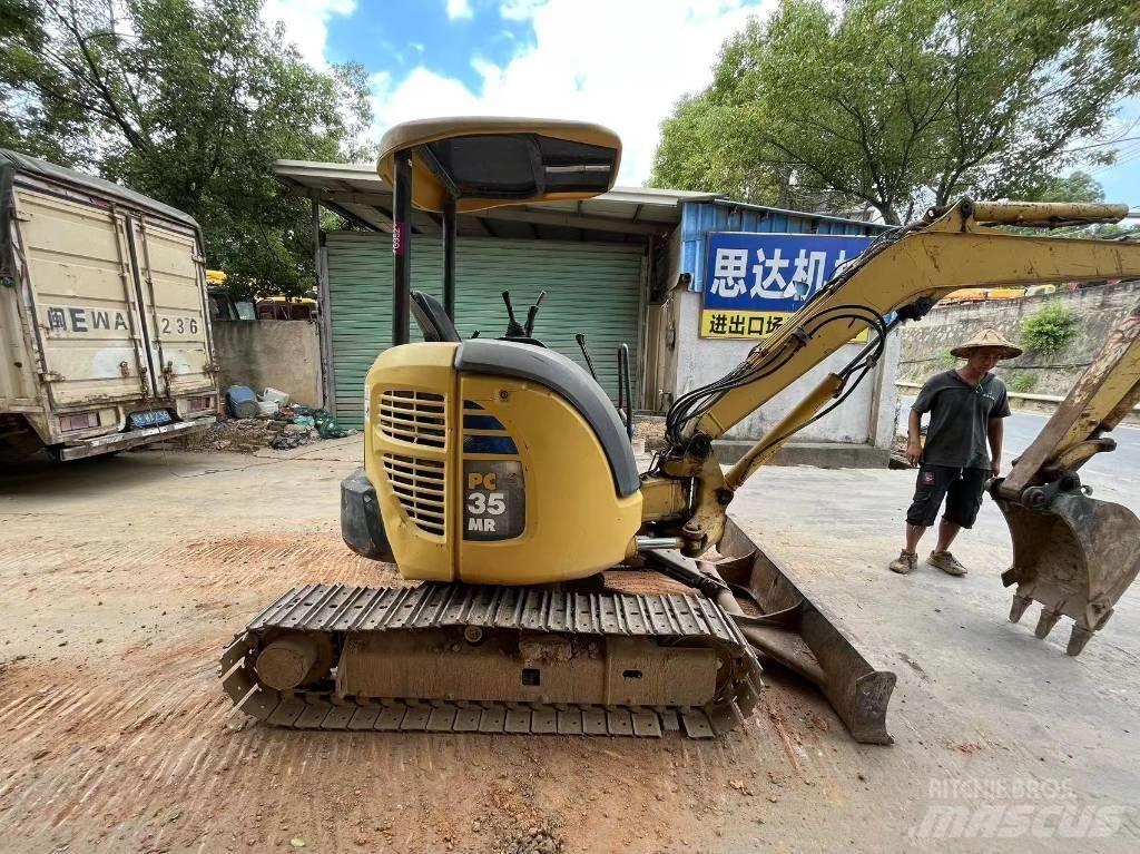 Komatsu PC 35 MR-2 حفارات صغيرة أقل من 7 طن (حفارات صغيرة)