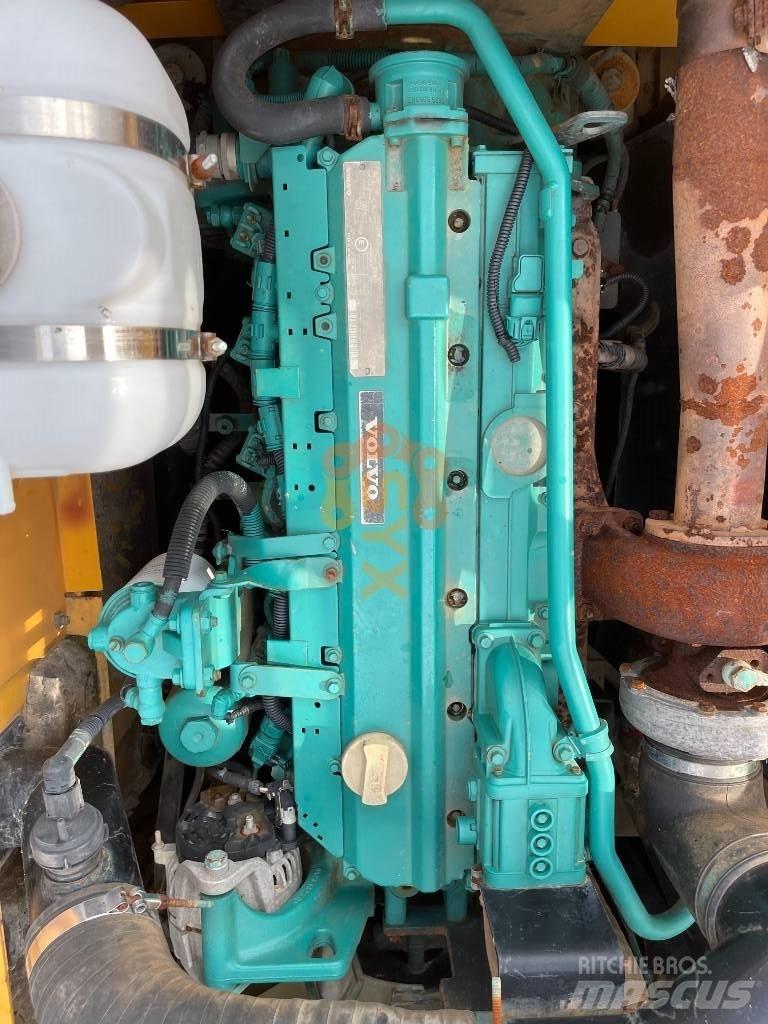 Volvo EC 210 B LC حفارات زحافة