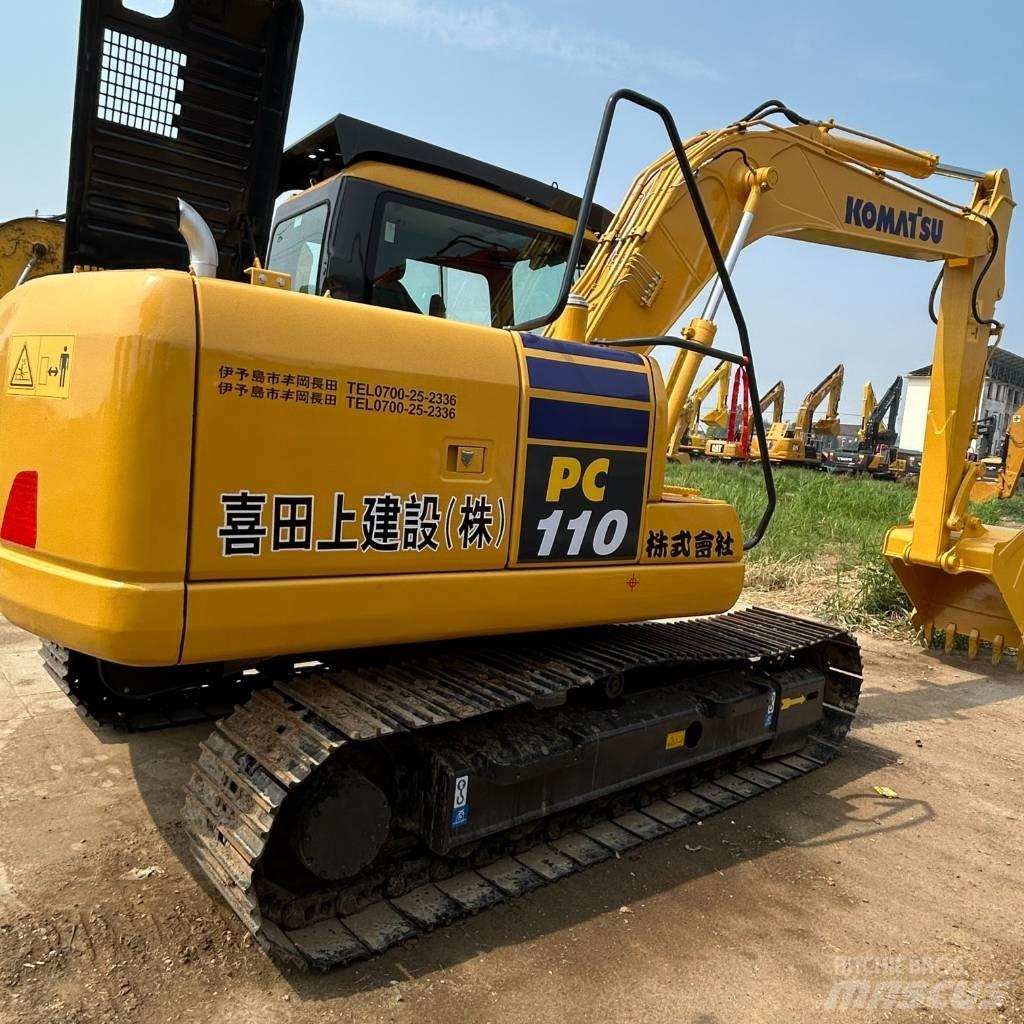 Komatsu 110 حفارات زحافة
