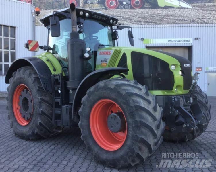 CLAAS AXION 960 الجرارات