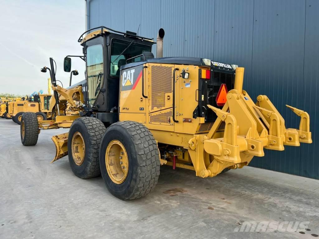CAT 140M معدات تمهيد الطرق