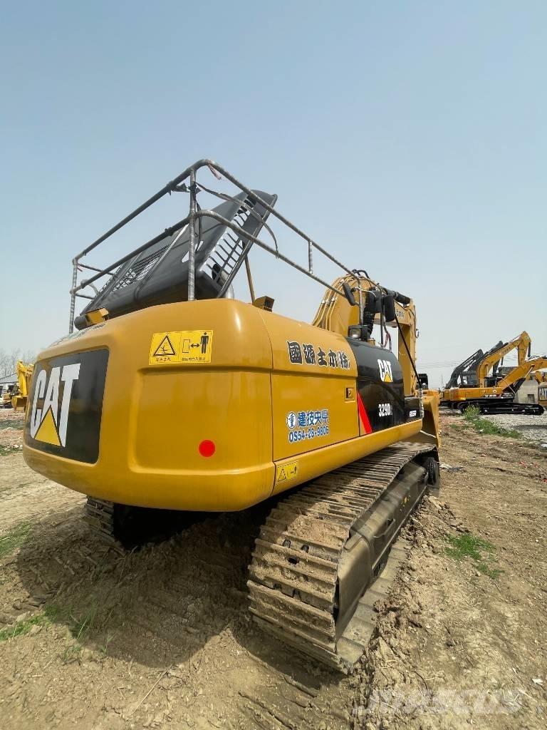 CAT 329D2 حفارات زحافة