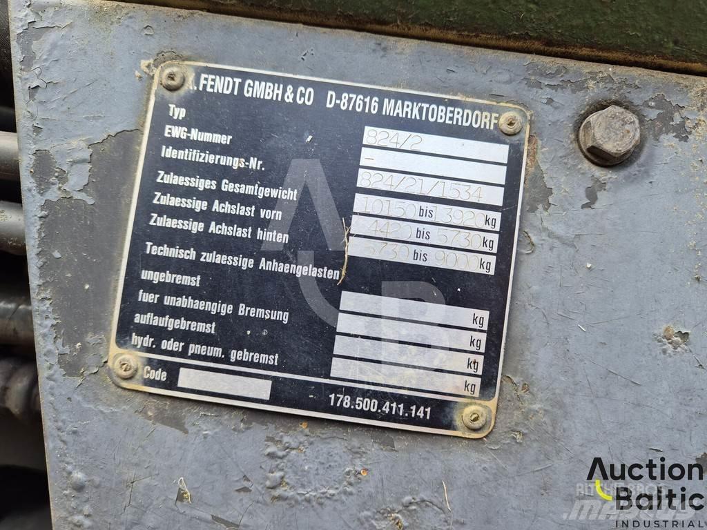 Fendt Favorit 824 الجرارات