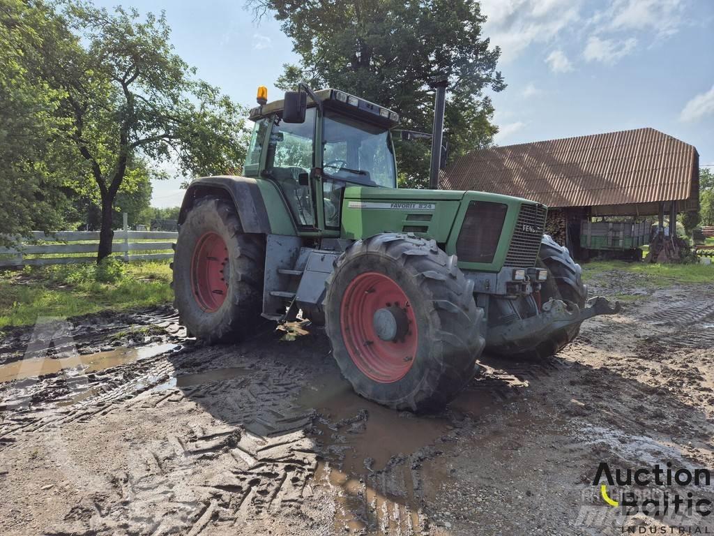 Fendt Favorit 824 الجرارات