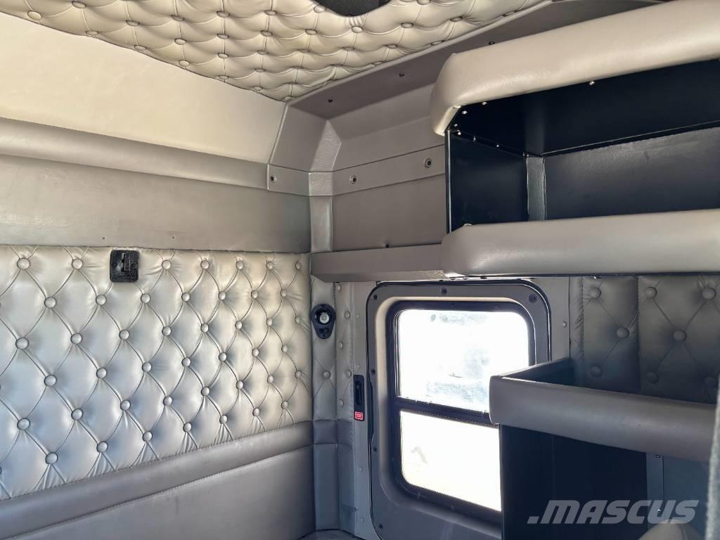 Kenworth T800 وحدات الجر