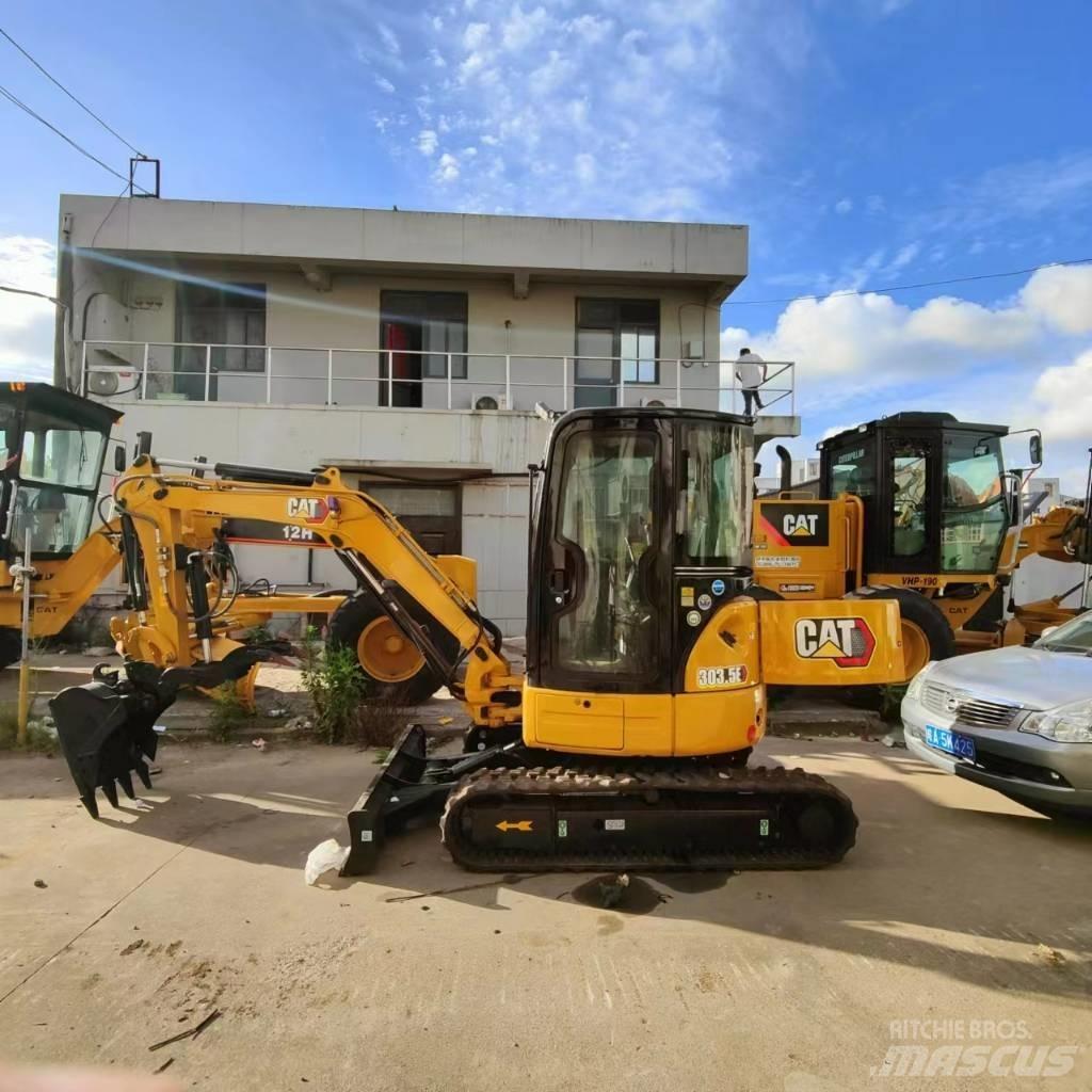 CAT 303.5 E حفارات صغيرة أقل من 7 طن (حفارات صغيرة)