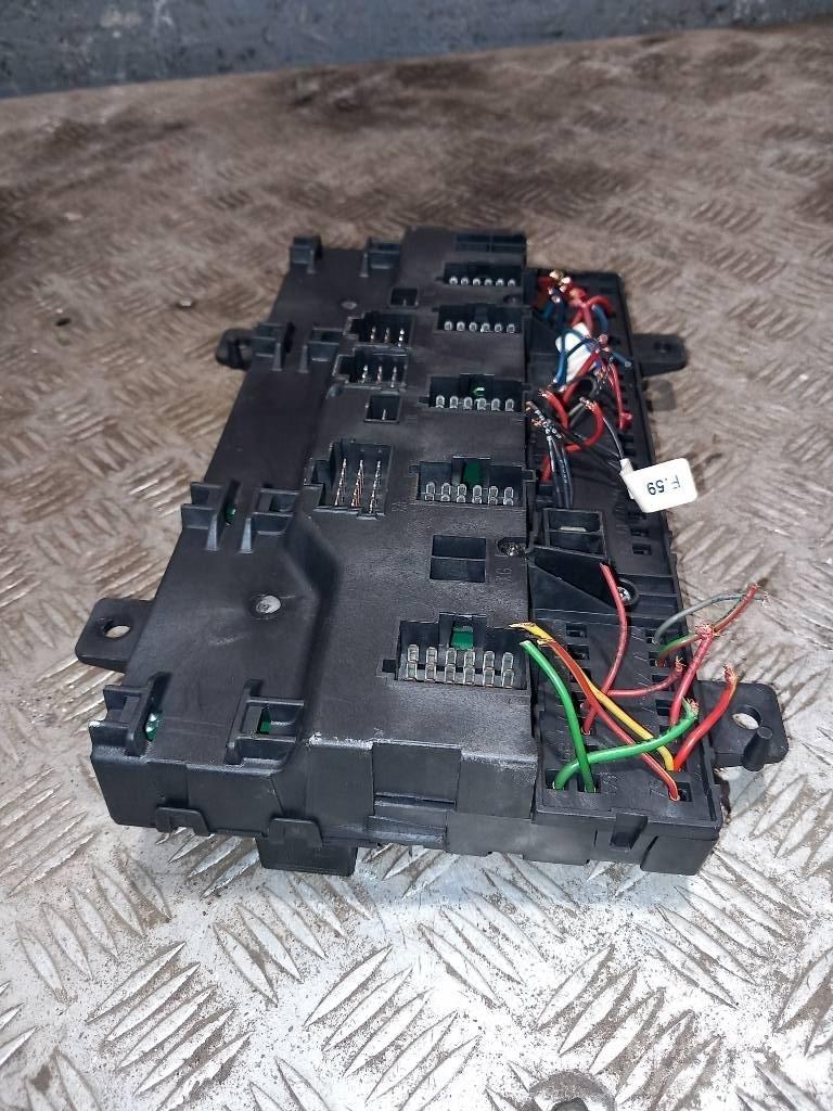 Volvo FH 12    20568055 إلكترونيات