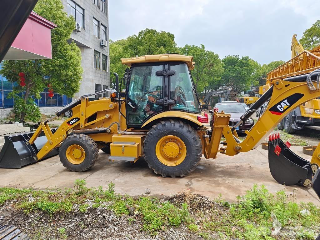 CAT 420 F لوادر ذات جرافات عكسية